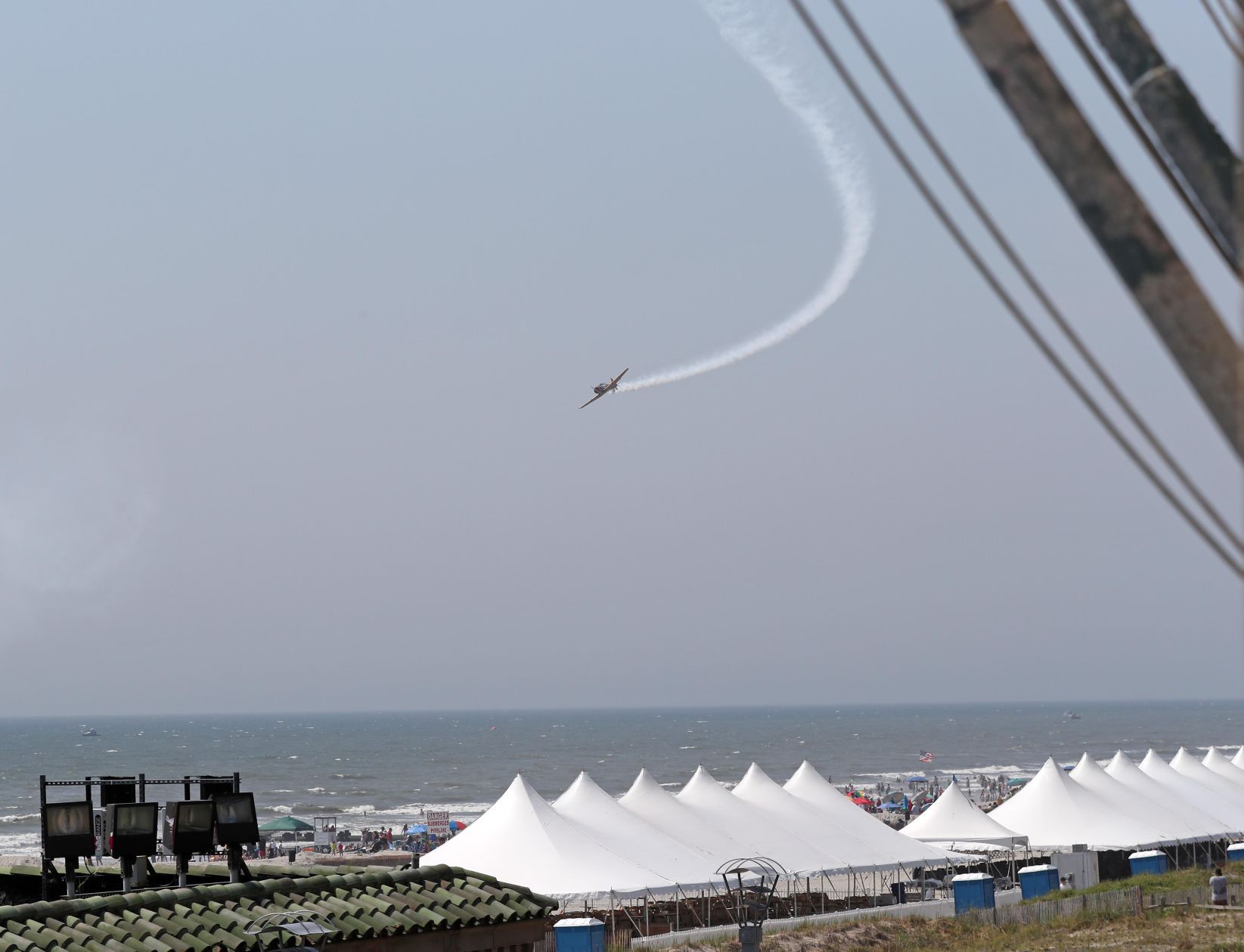 Planes practice before Airshow in AC